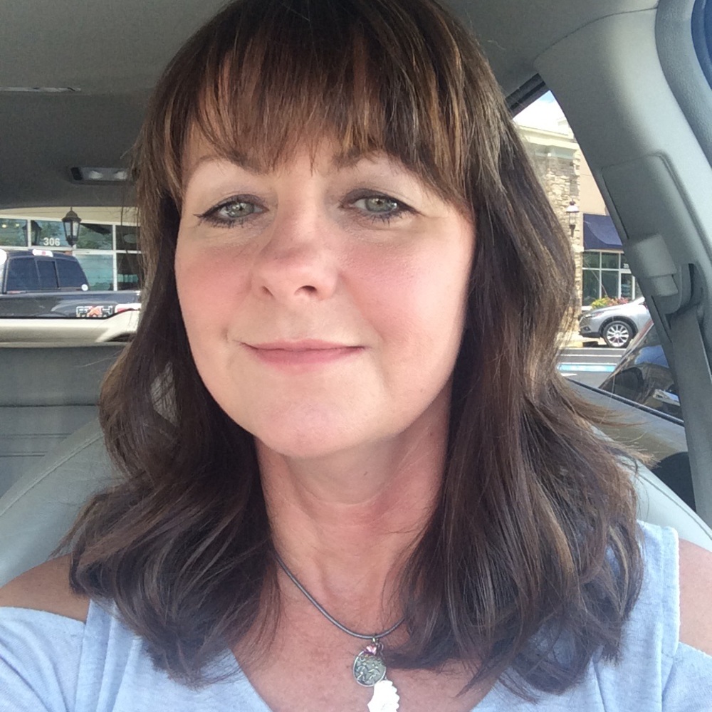Meet your Posher, Kelley